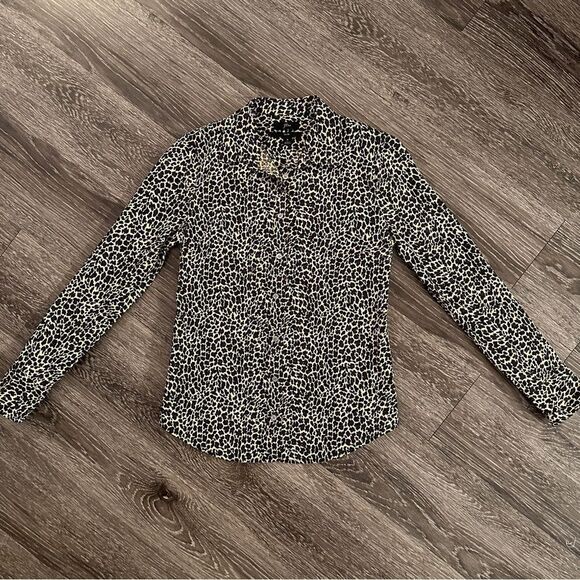 J. crew Slim Leopard Button Down - Picture 1 of 7